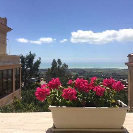 Dimora Del Viale Bed & Breakfast Agrigento Bagian luar foto