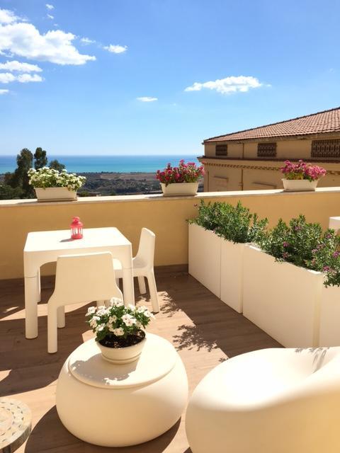 Dimora Del Viale Bed & Breakfast Agrigento Bagian luar foto